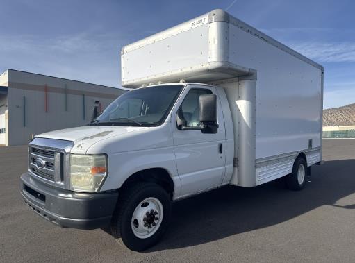 Used 2008 14 ' Box Truck for sale