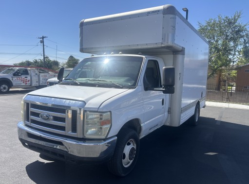 Used 2010 14 ' Box Truck for sale