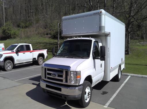 Used 2010 14 ' Box Truck for sale