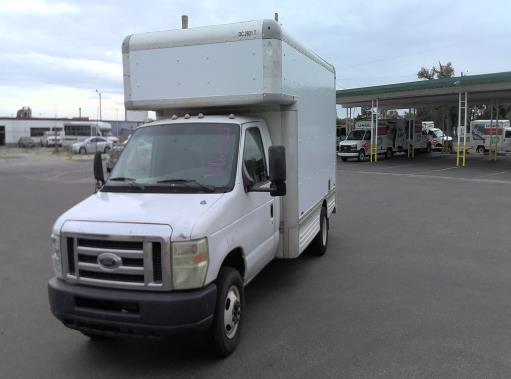 Used 2008 14 ' Box Truck for sale