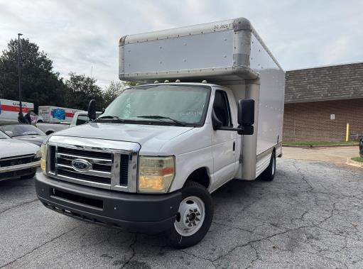 Used 2008 14 ' Box Truck for sale