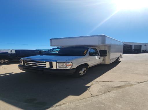 Used 2010 14 ' Box Truck for sale