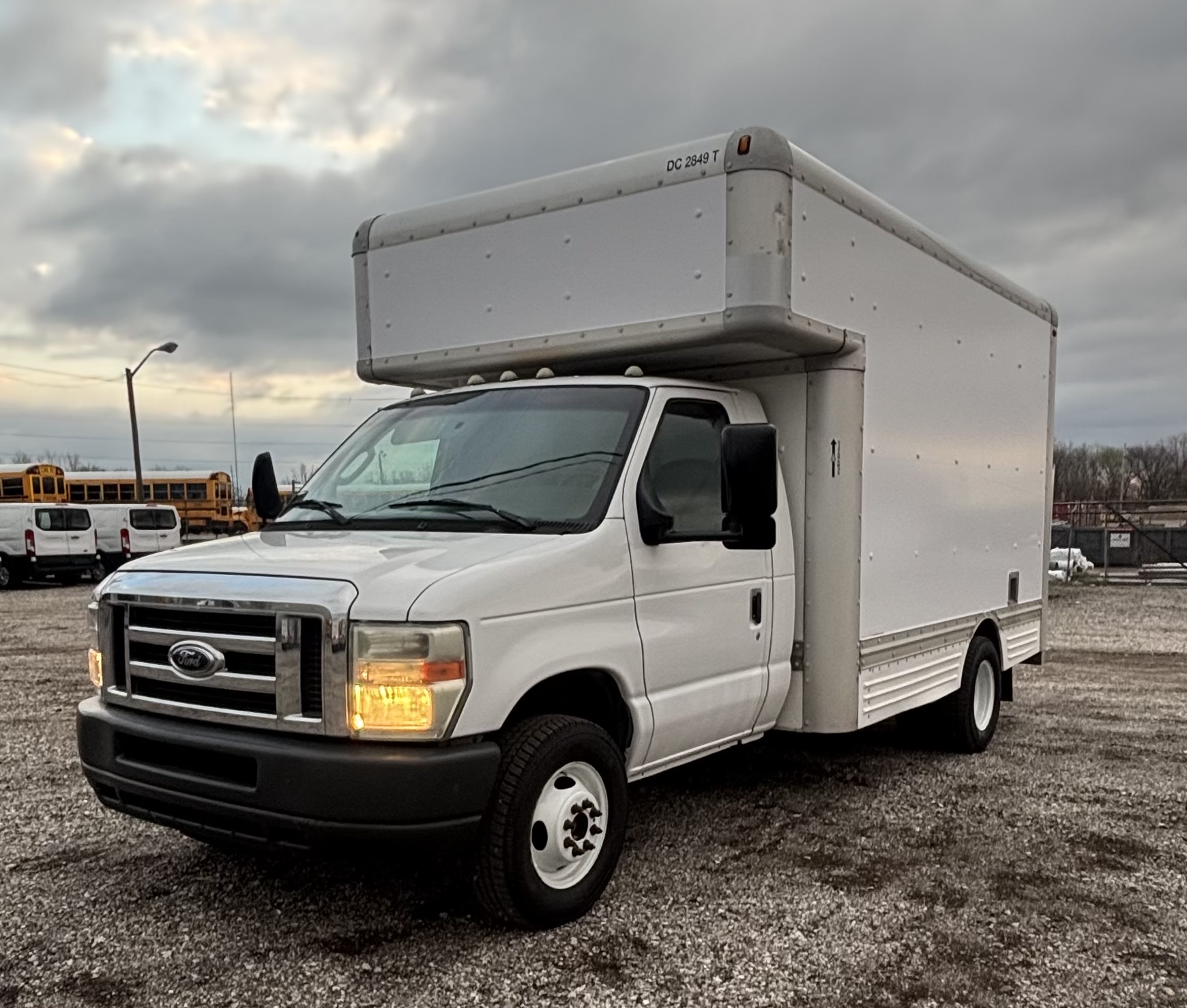 Used 2008 14 ' Box Truck for sale