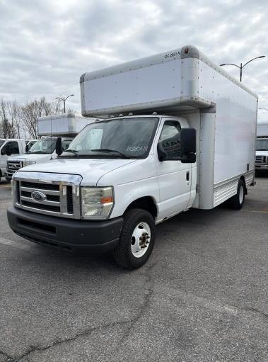 Used 2010 14 ' Box Truck for sale