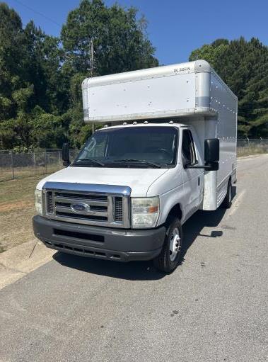 Used 2010 14 ' Box Truck for sale