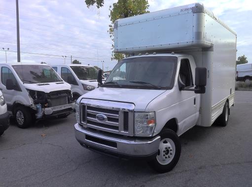 Used 2010 14 ' Box Truck for sale