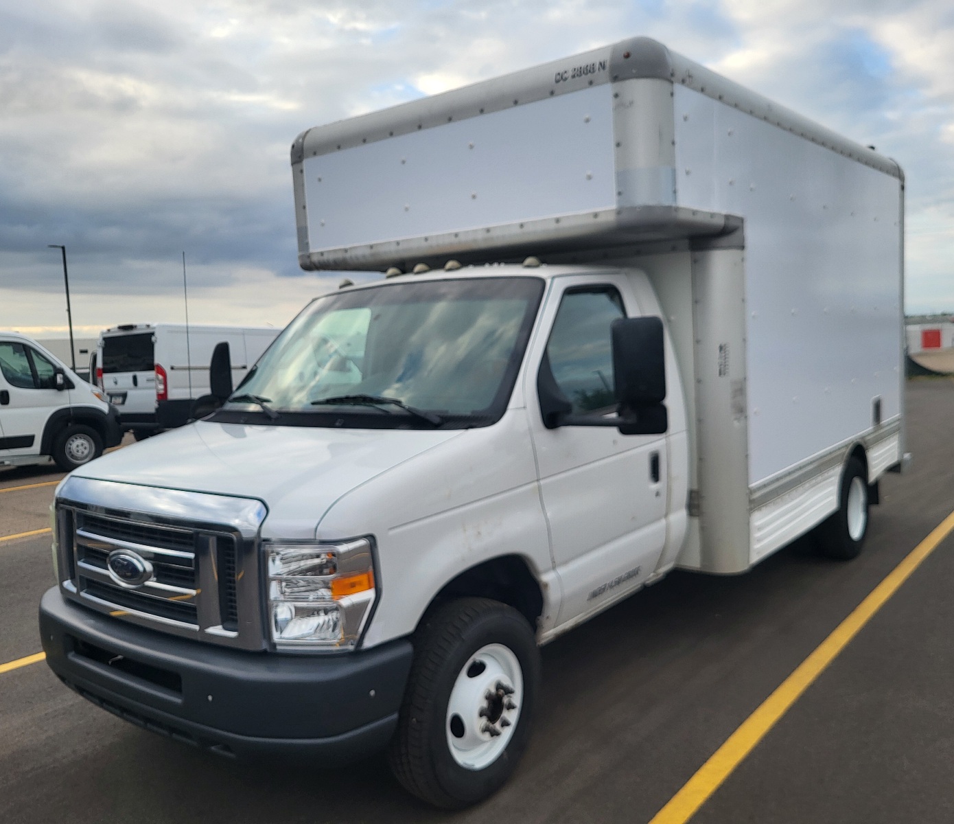 Used 2010 14 ' Box Truck for sale