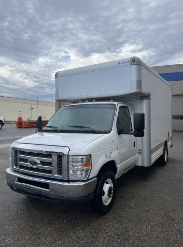 Used 2012 14 ' Box Truck for sale
