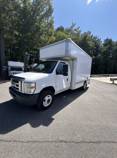 Used 2012 14 ' Box Truck for sale