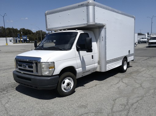 Used 2008 14 ' Box Truck for sale