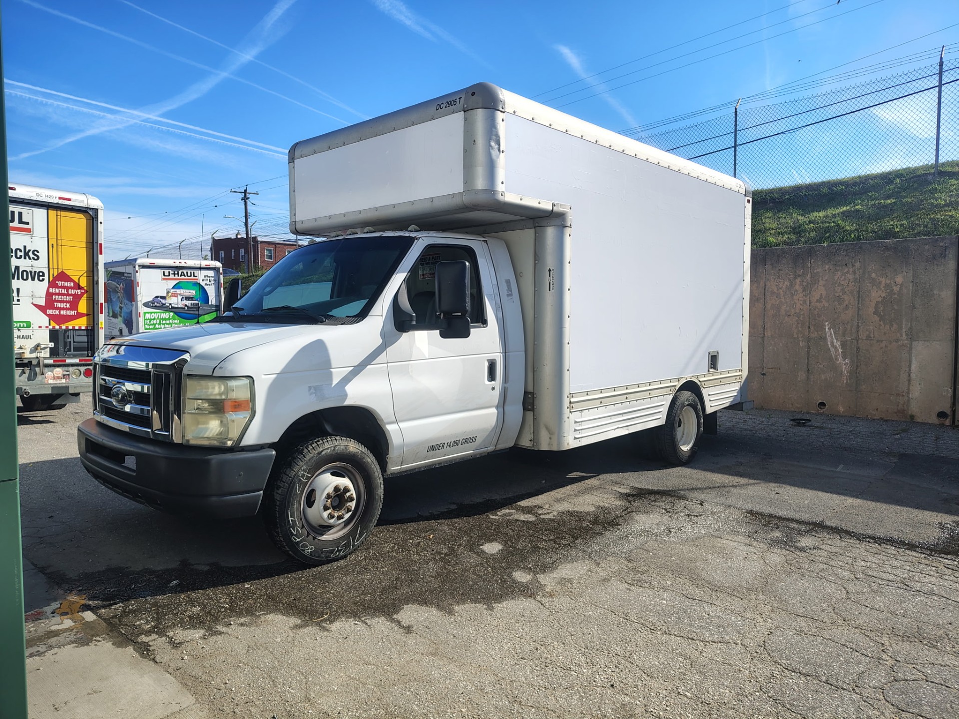 Used 2008 14 ' Box Truck for sale