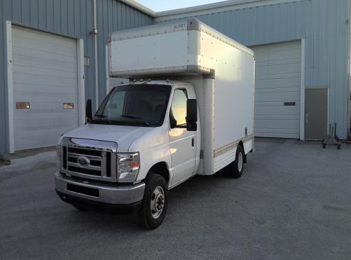 Used 2008 14 ' Box Truck for sale