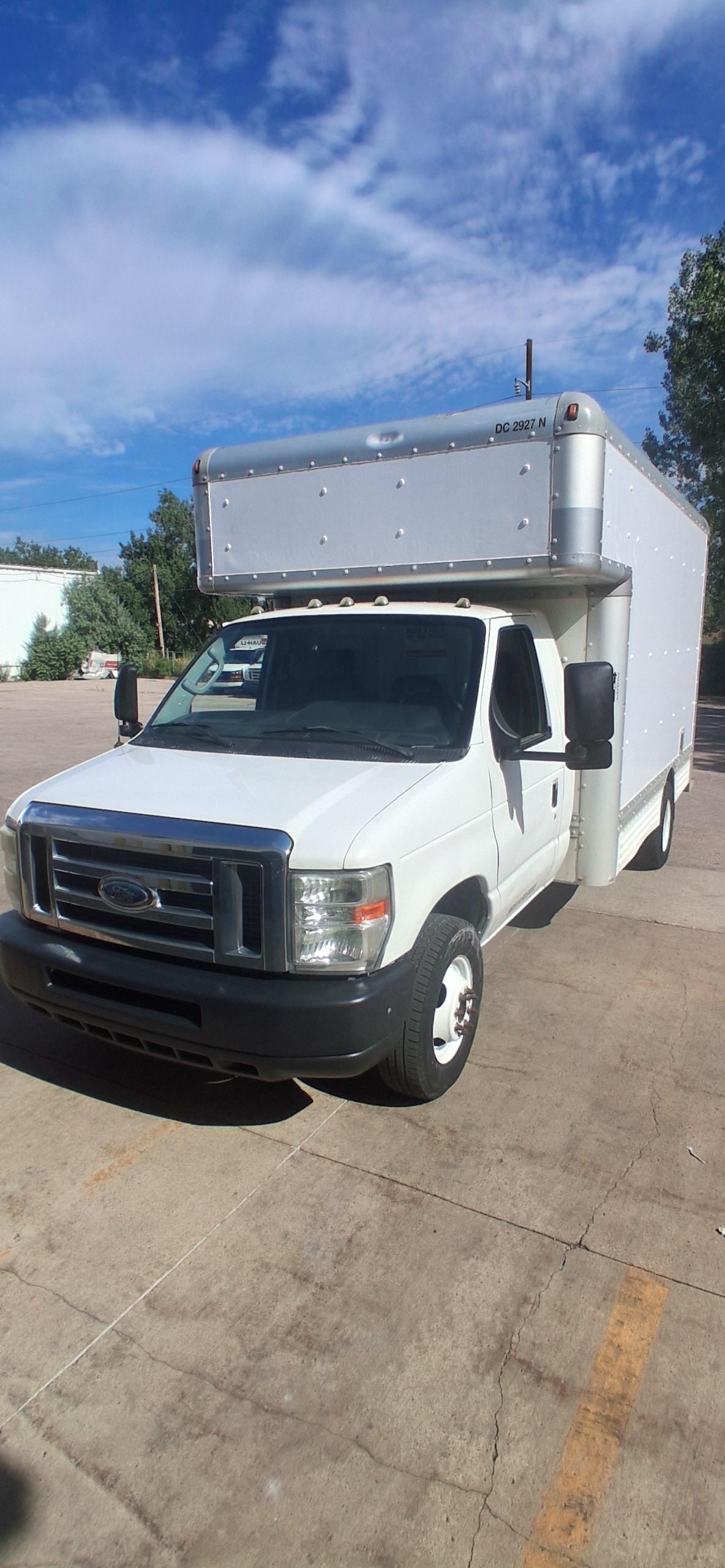 Used 2010 14 ' Box Truck for sale