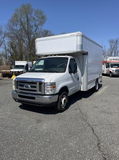 Used 2008 14 ' Box Truck for sale