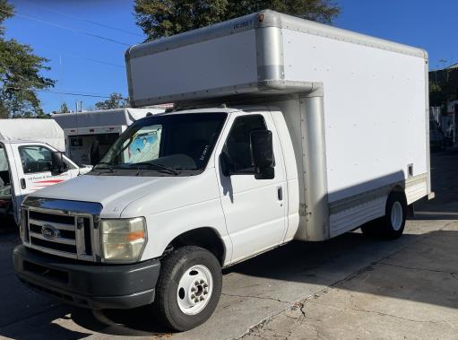 Used 2008 14 ' Box Truck for sale