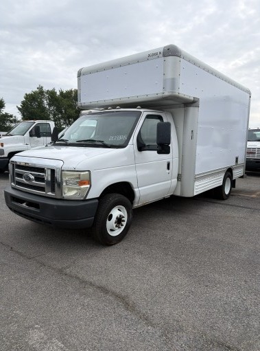 Used 2010 14 ' Box Truck for sale