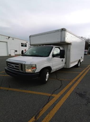 Used 2008 14 ' Box Truck for sale