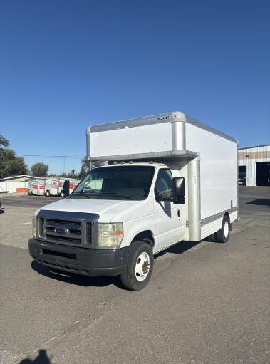 Used 2008 14 ' Box Truck for sale