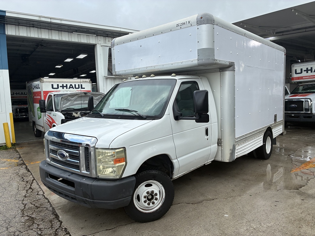 Used 2010 14 ' Box Truck for sale
