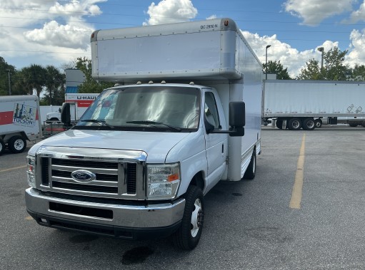 Used 2010 14 ' Box Truck for sale