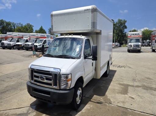 Used 2010 14 ' Box Truck for sale
