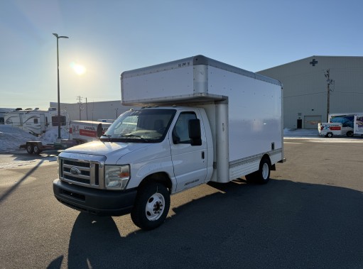 Used 2010 14 ' Box Truck for sale