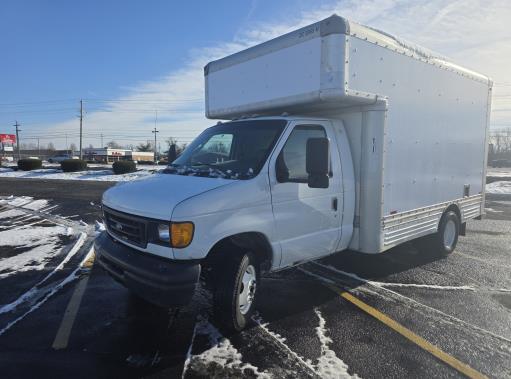 Used 2006 14 ' Box Truck for sale