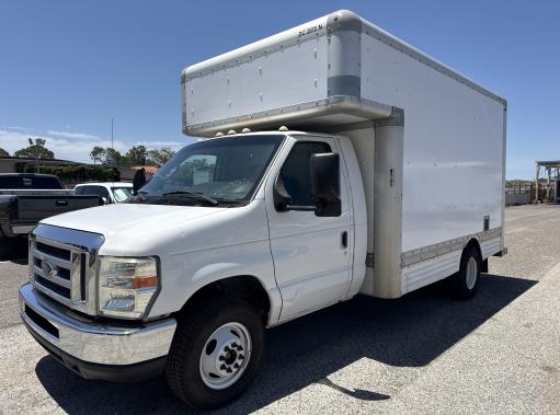 Used 2010 14 ' Box Truck for sale