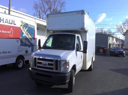 Used 2008 14 ' Box Truck for sale