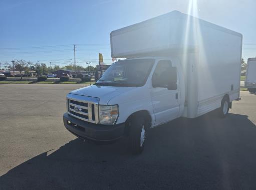 Used 2008 14 ' Box Truck for sale