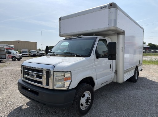 Used 2012 14 ' Box Truck for sale