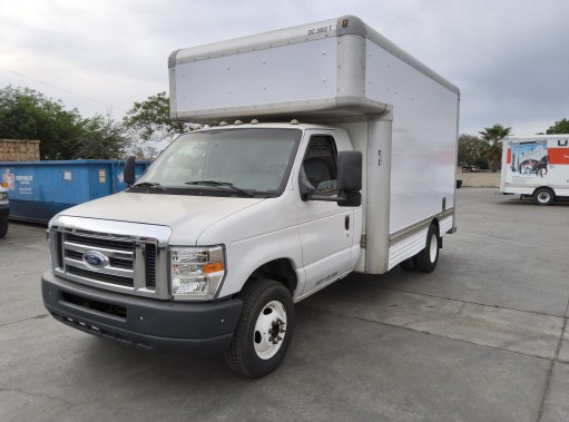 Used 2008 14 ' Box Truck for sale