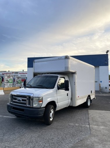 Used 2012 14 ' Box Truck for sale