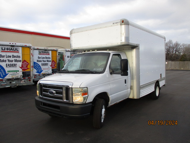 Used 2008 14 ' Box Truck for sale