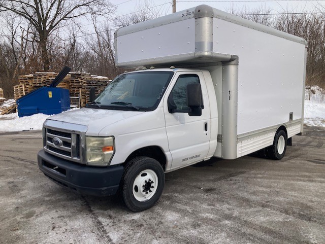 Used 2010 14 ' Box Truck for sale