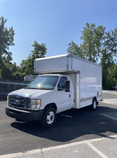 Used 2012 14 ' Box Truck for sale