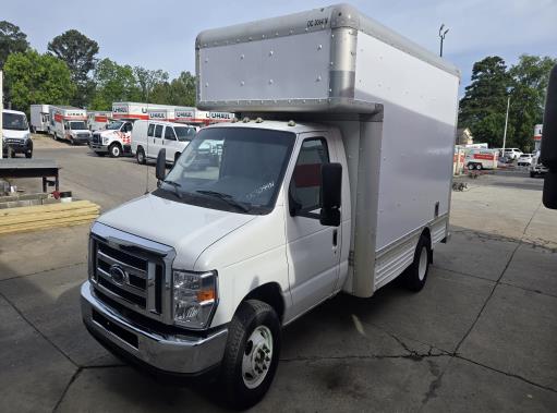 Used 2010 14 ' Box Truck for sale