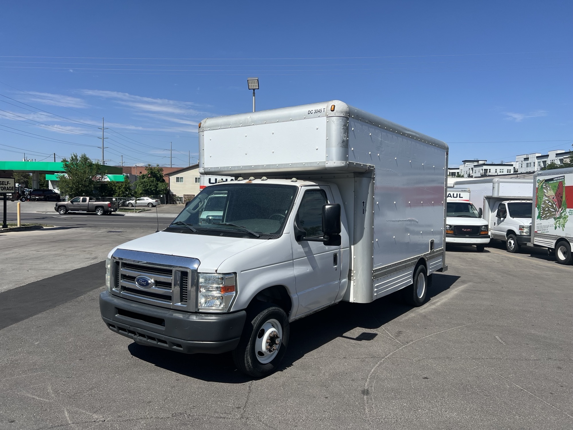 Used 2008 14 ' Box Truck for sale