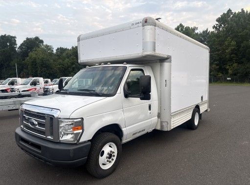 Used 2010 14 ' Box Truck for sale