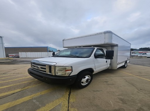 Used 2012 14 ' Box Truck for sale
