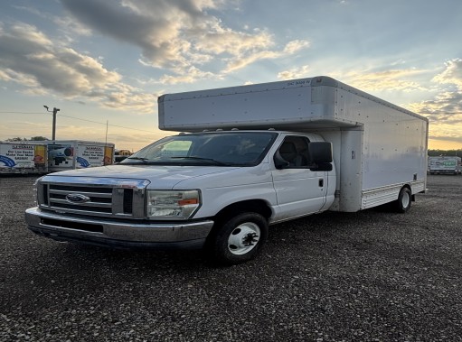 Used 2010 14 ' Box Truck for sale