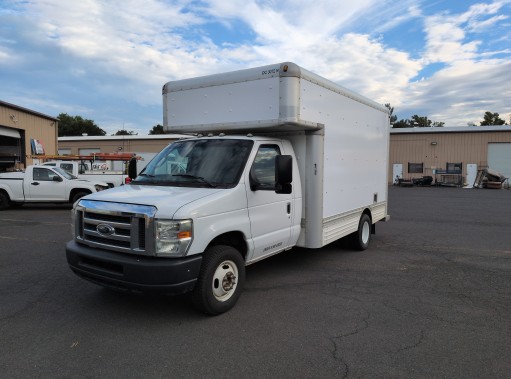 Used 2010 14 ' Box Truck for sale
