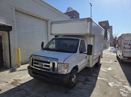 Used 2008 14 ' Box Truck for sale