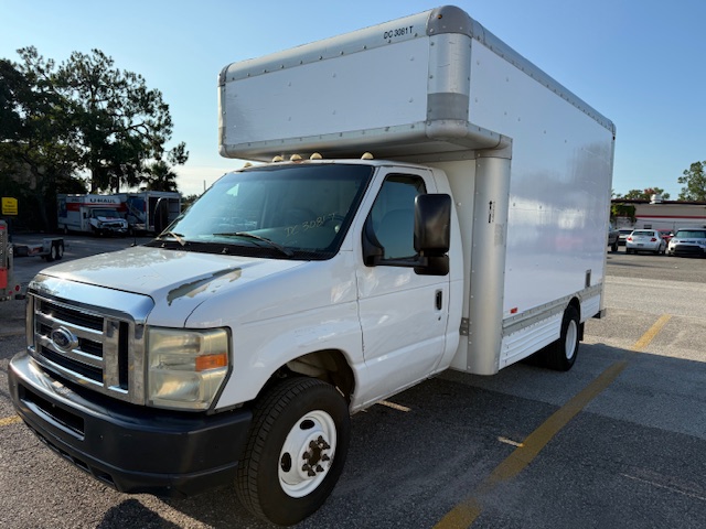 Used 2008 14 ' Box Truck for sale