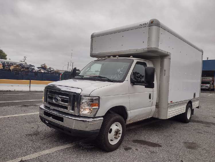 Used 2008 14 ' Box Truck for sale