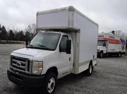 Used 2010 14 ' Box Truck for sale