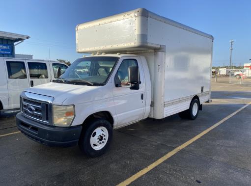 Used 2008 14 ' Box Truck for sale