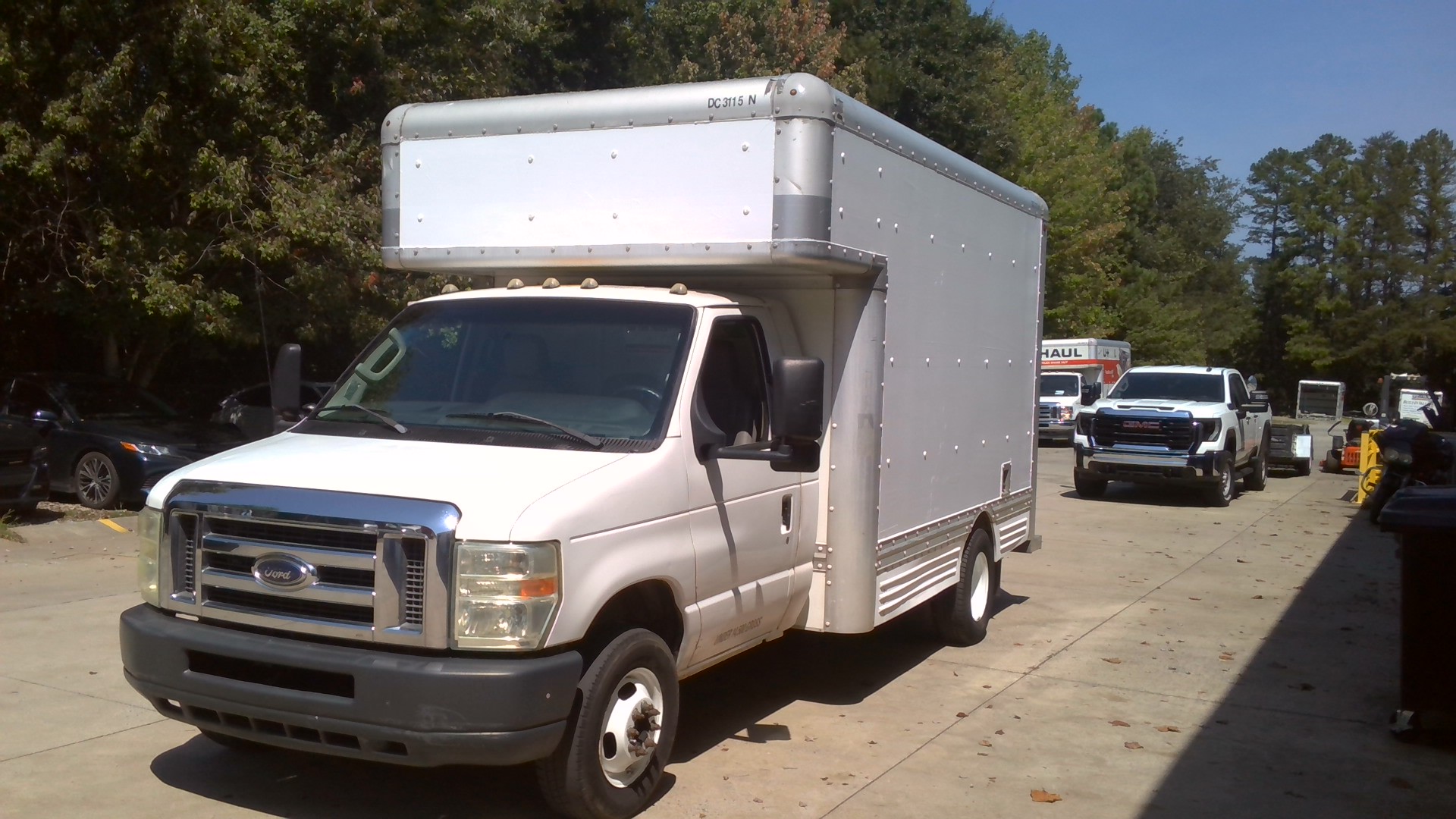 Used 2010 14 ' Box Truck for sale