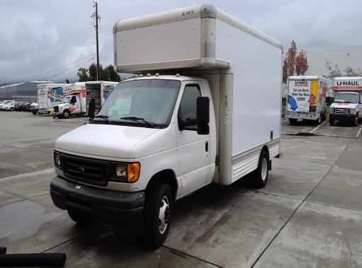 Used 2007 14 ' Box Truck for sale