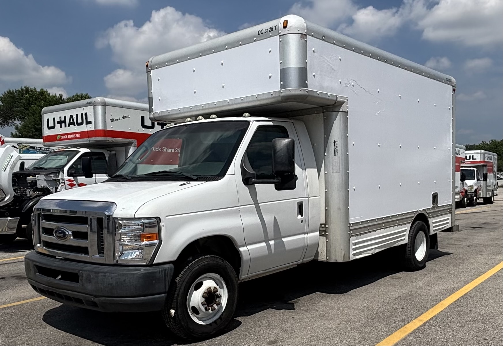 Used 2008 14 ' Box Truck for sale